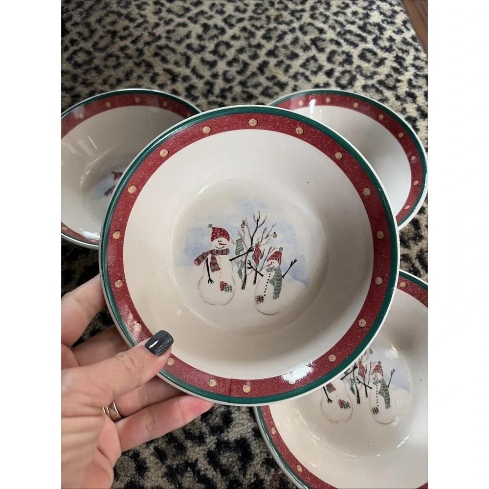 Set of 4 Snowman Christmas‎ Soup Cereal Bowls Festive Holiday Decor Winter Scene